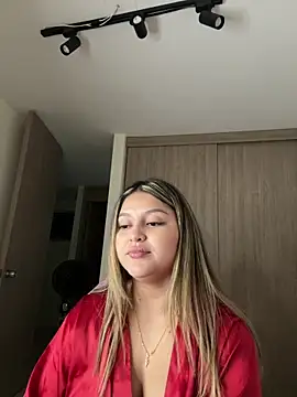 lunablossom_ live sex cam