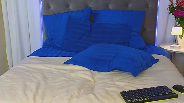 Ariana_Petite's cam snapshot