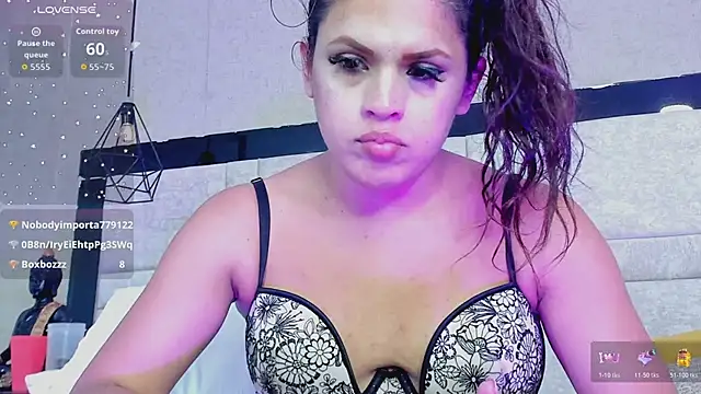 kimCosseyy live sex cam