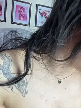 sharlot24's cam snapshot