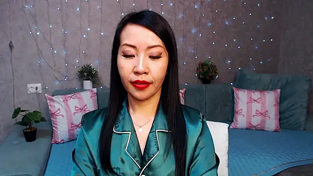 LiaPak's cam snapshot