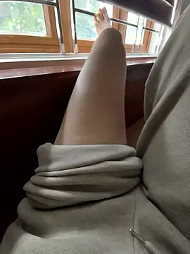 Lili_2love's cam snapshot