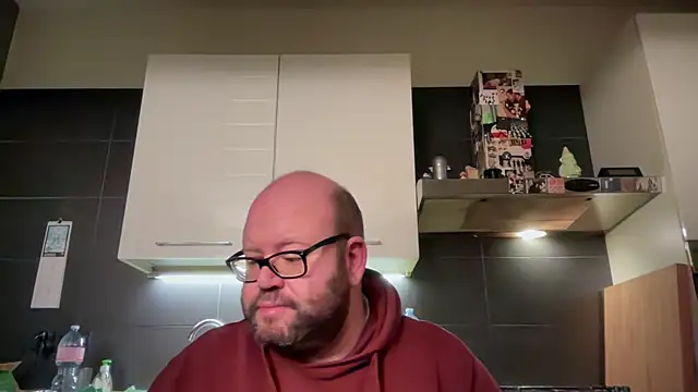 theitalianbear's cam snapshot