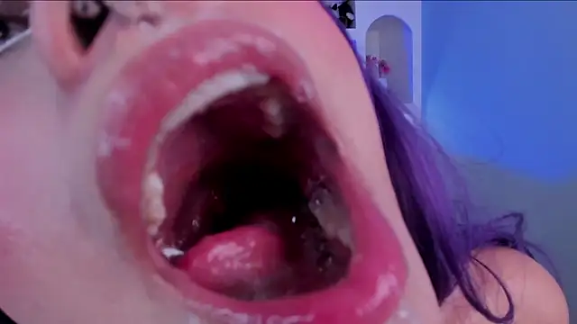 miss___megan's cam snapshot