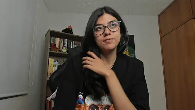 valerie__skyy's cam snapshot