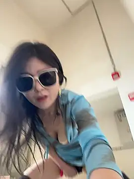 sunny-520 live sex cam