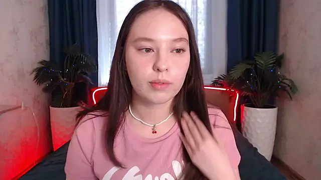 PureLedy's cam snapshot