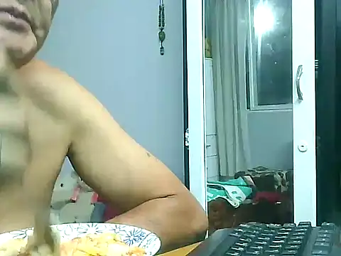 dirtysluttyfist live sex cam