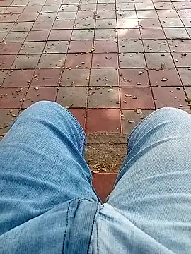 Horny-boyyy live sex cam