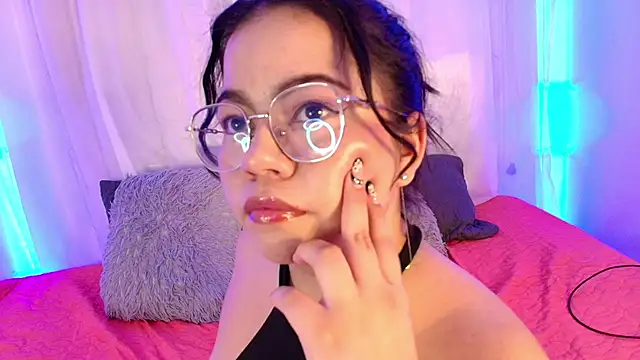 LilyRousee's cam snapshot