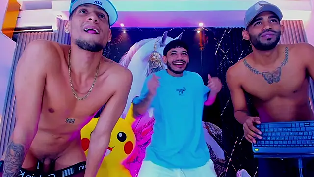 The_Gods_In_Diamonds's cam snapshot