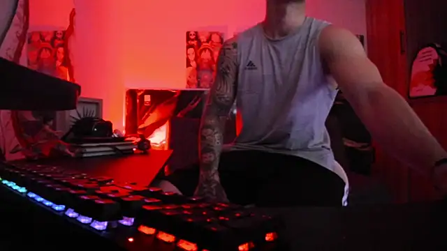 Dominatofstupid's cam snapshot