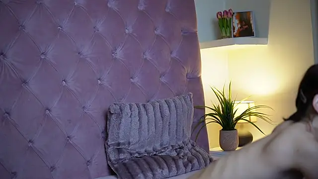 MaiaMini live sex cam