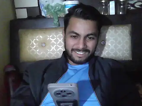 Stubborndesiboy live sex cam