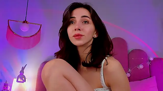 ElsaYoung live sex cam