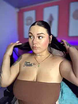 Megaan__More's cam snapshot