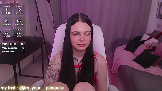 Michela_Fruet live sex cam