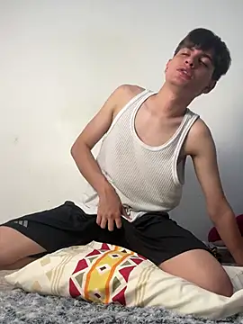 Naim_TheKing's cam snapshot