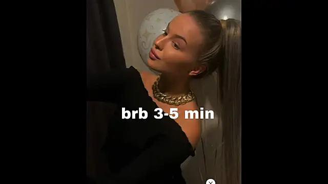 SelenaGenttle's cam snapshot