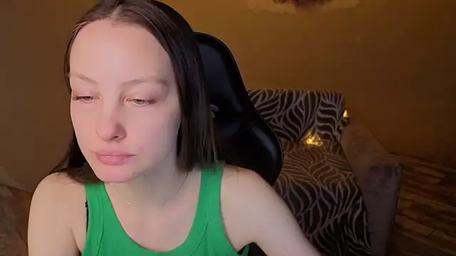 RoxyRay_'s cam snapshot