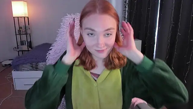 ReddHotPipper's cam snapshot