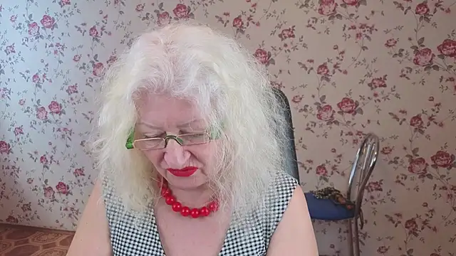 Maya_Mayflower's cam snapshot