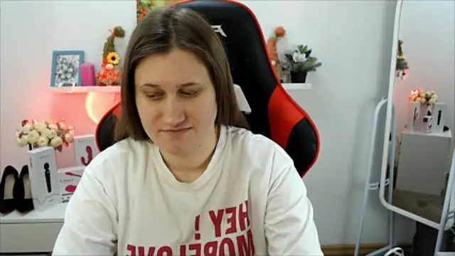 Lucky_Lana's cam snapshot