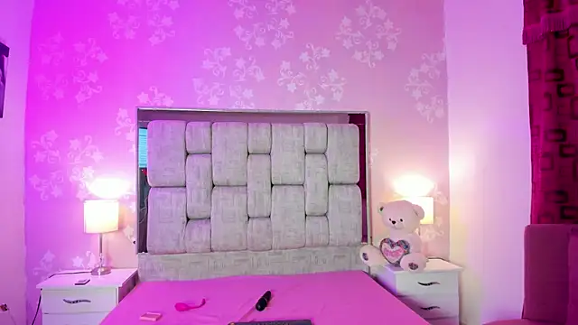 SweetAlana_'s cam snapshot