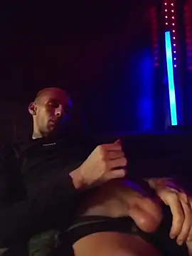 HeverlonPrivate's cam snapshot