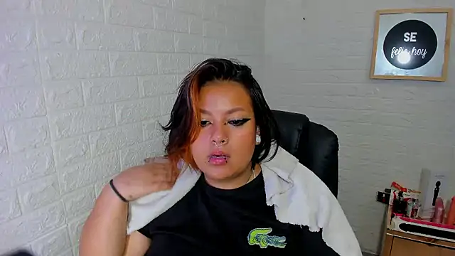 Arthemisa_tay69's cam snapshot