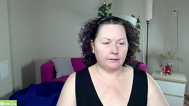 milf_hornys's cam snapshot