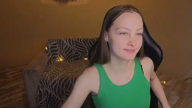 RoxyRay_'s cam snapshot