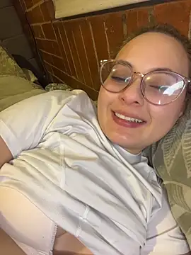 Lilaa2305's cam snapshot