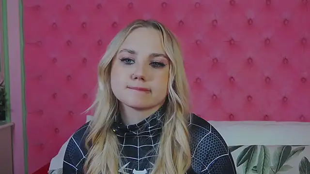 Sky_Cutie live sex cam