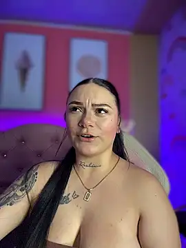 Megaan__More's cam snapshot