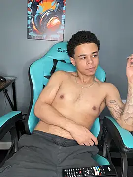 l-laross live sex cam