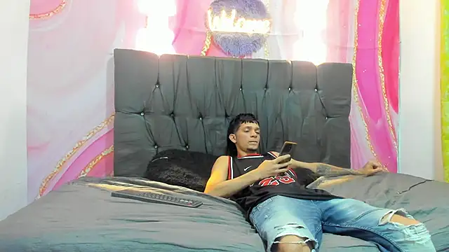 Straight_Guy22 live sex cam