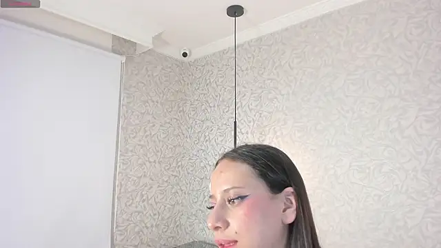 zephyra-angels's cam snapshot