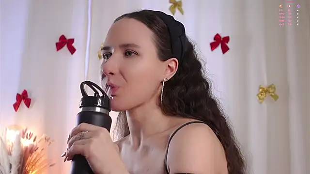 MaudAle's cam snapshot