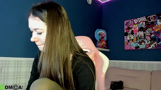 Nicole_Charm's cam snapshot