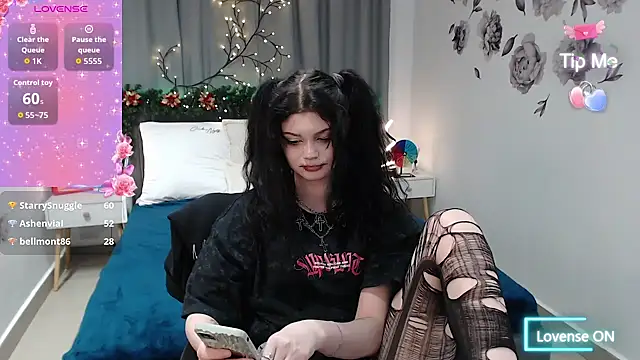 MileyRood live sex cam