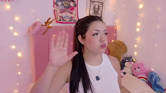 p3ach1's cam snapshot