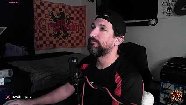 DevilPup75_ live sex cam