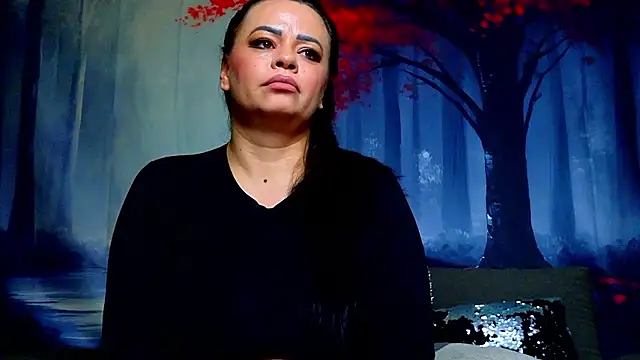 ElizabethEven's cam snapshot