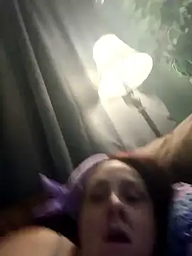 Queenbitch666777's cam snapshot