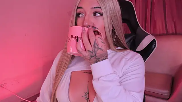 ashleyvalirya's cam snapshot