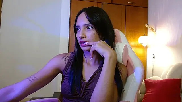 DreamsAnna's cam snapshot