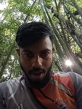 X-_boy's cam snapshot