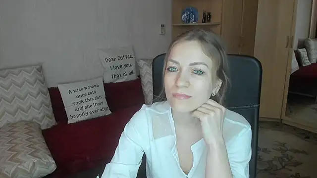 Tiffany_Bates's cam snapshot