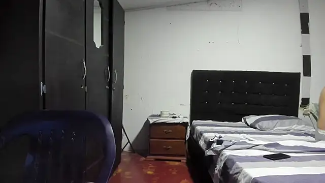 Ryan_xc1's cam snapshot